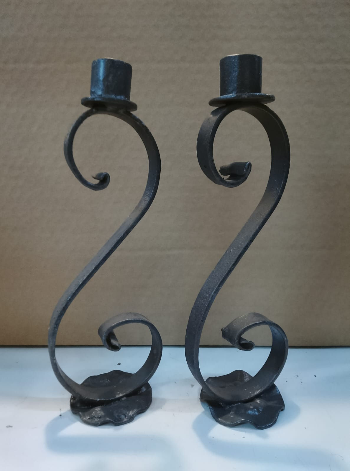 Candeliere Porta candela Ricciolo in Ferro Battuto