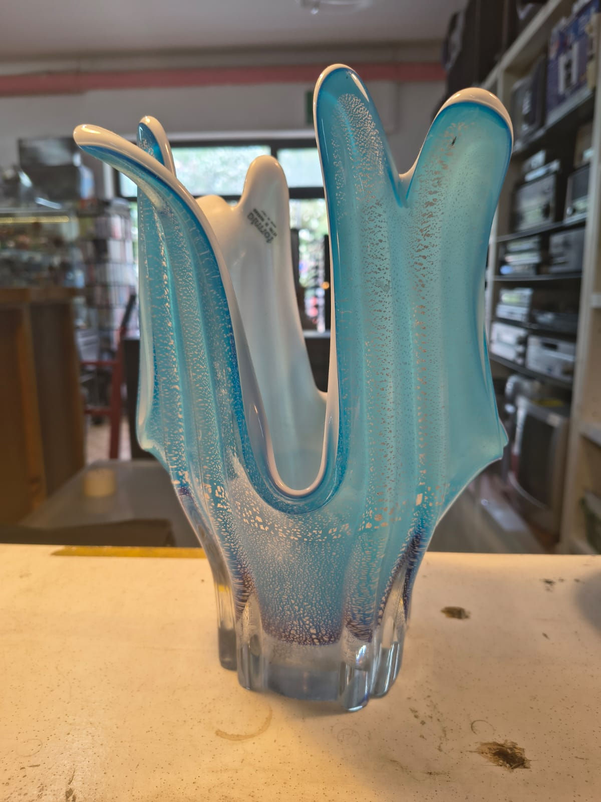 Grande Vaso a Fazzoletto in Vetro di Murano Celeste FORMIA