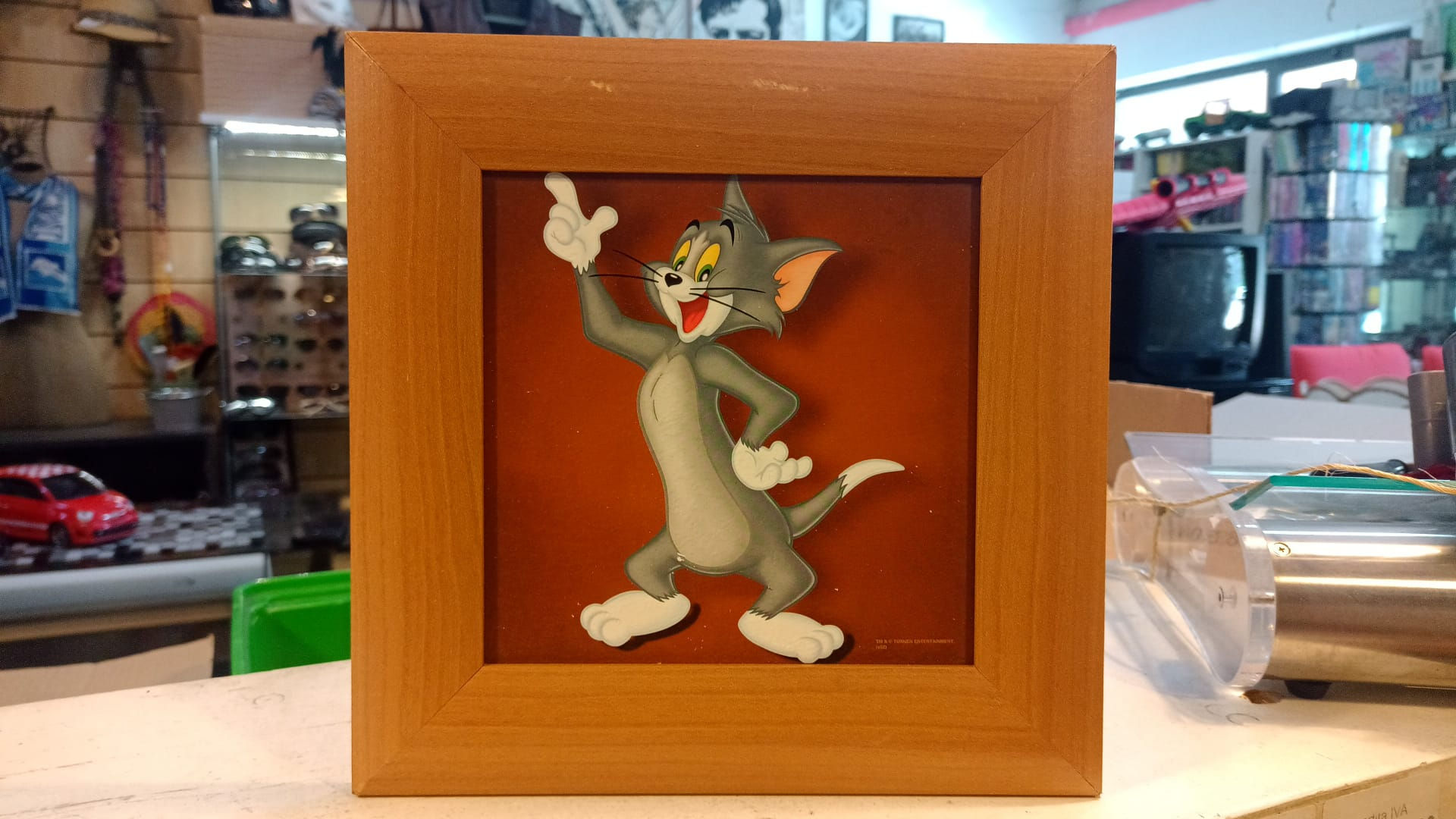 Quadretto Tom di TOM & JERRY con Cornice in Legno Chiaro