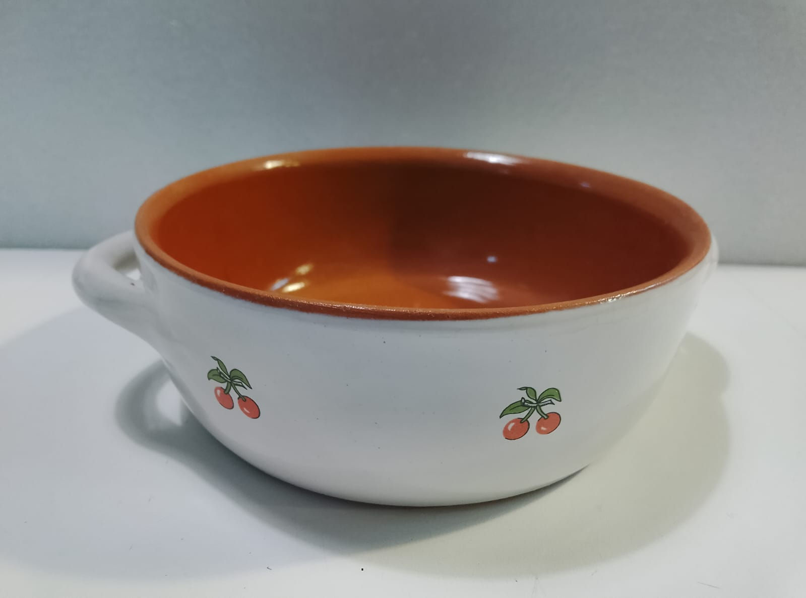 Terrina Rotonda in Ceramica Smaltata