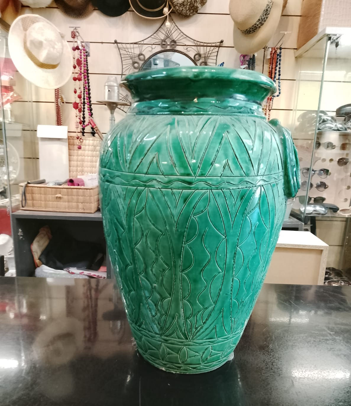 Grande Vaso ad Anfora in Ceramica Verde