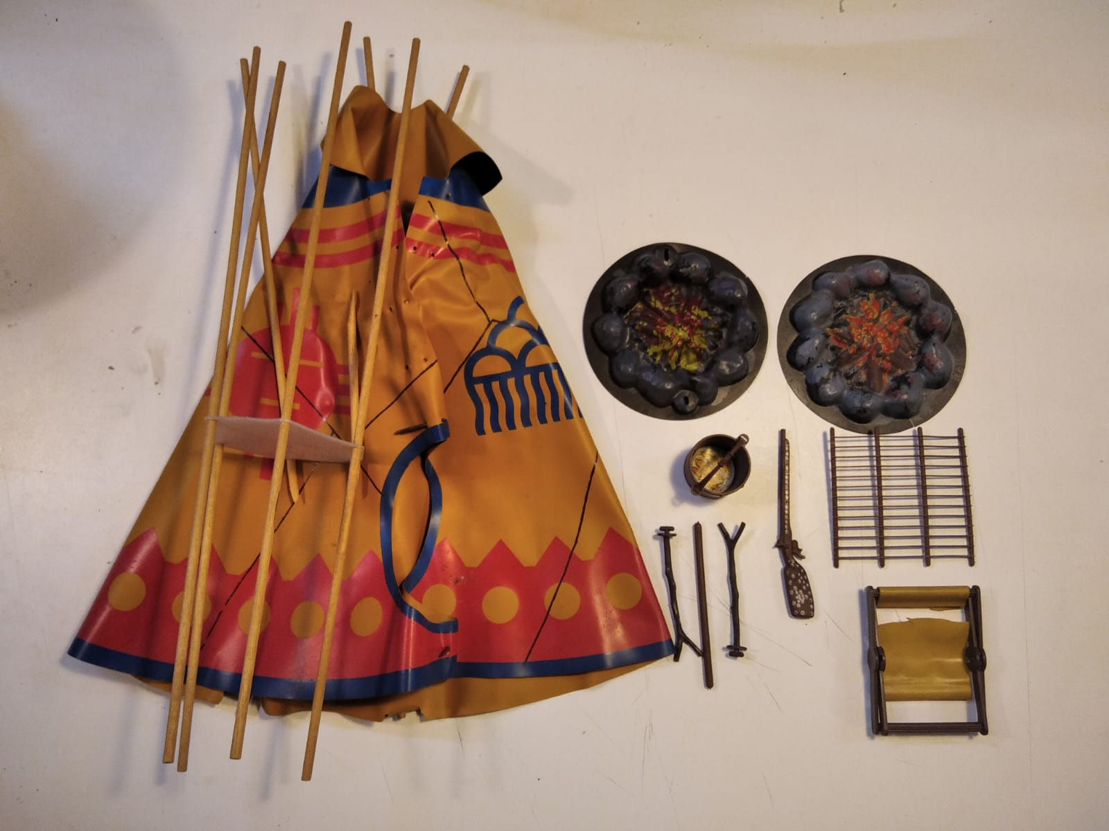 Teepee Indiani + Lotto Accessori per Action Figure BIG JIM Giocattolo Vintage
