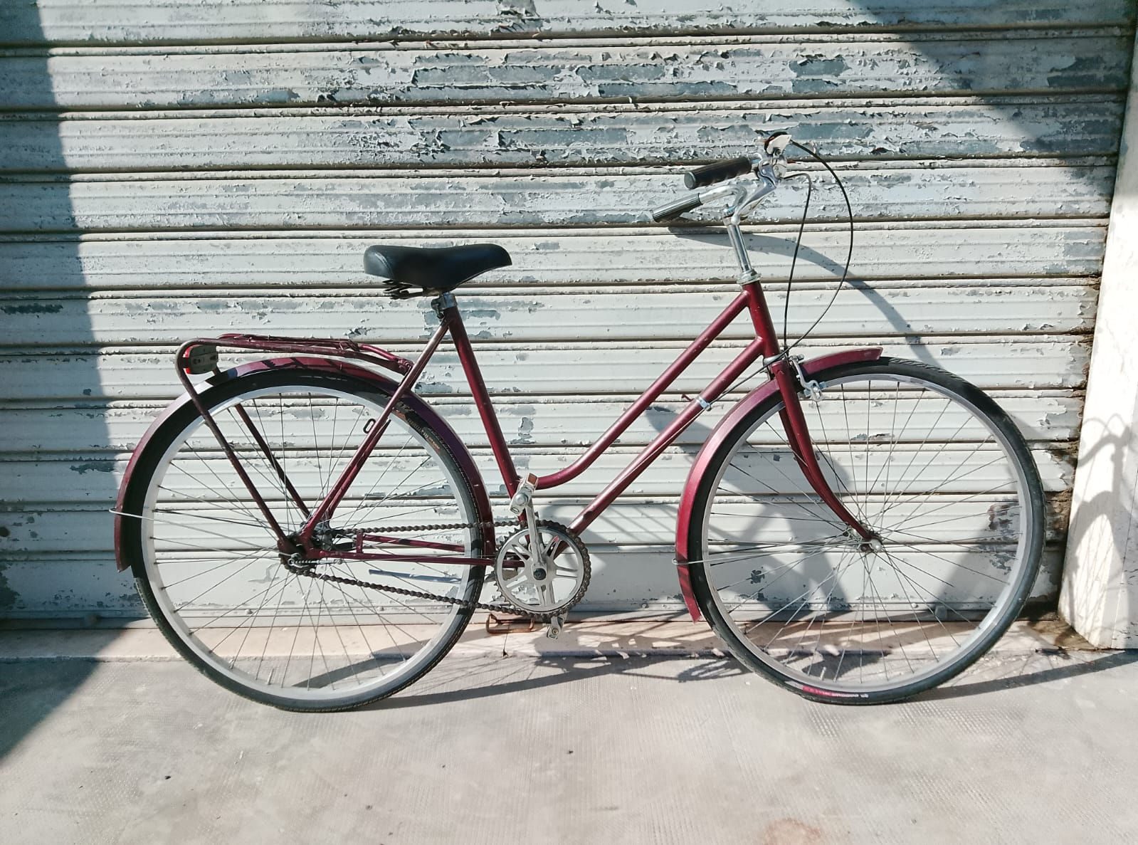 Bicicletta Olandese Bordeaux Ruota 28" con Freno Posteriore a Contropedale
