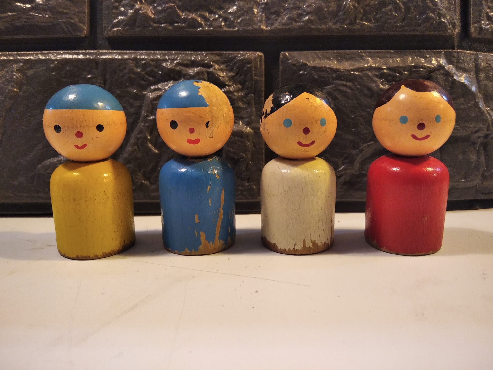 Lotto di 4 Bamboline Vintage  in Legno