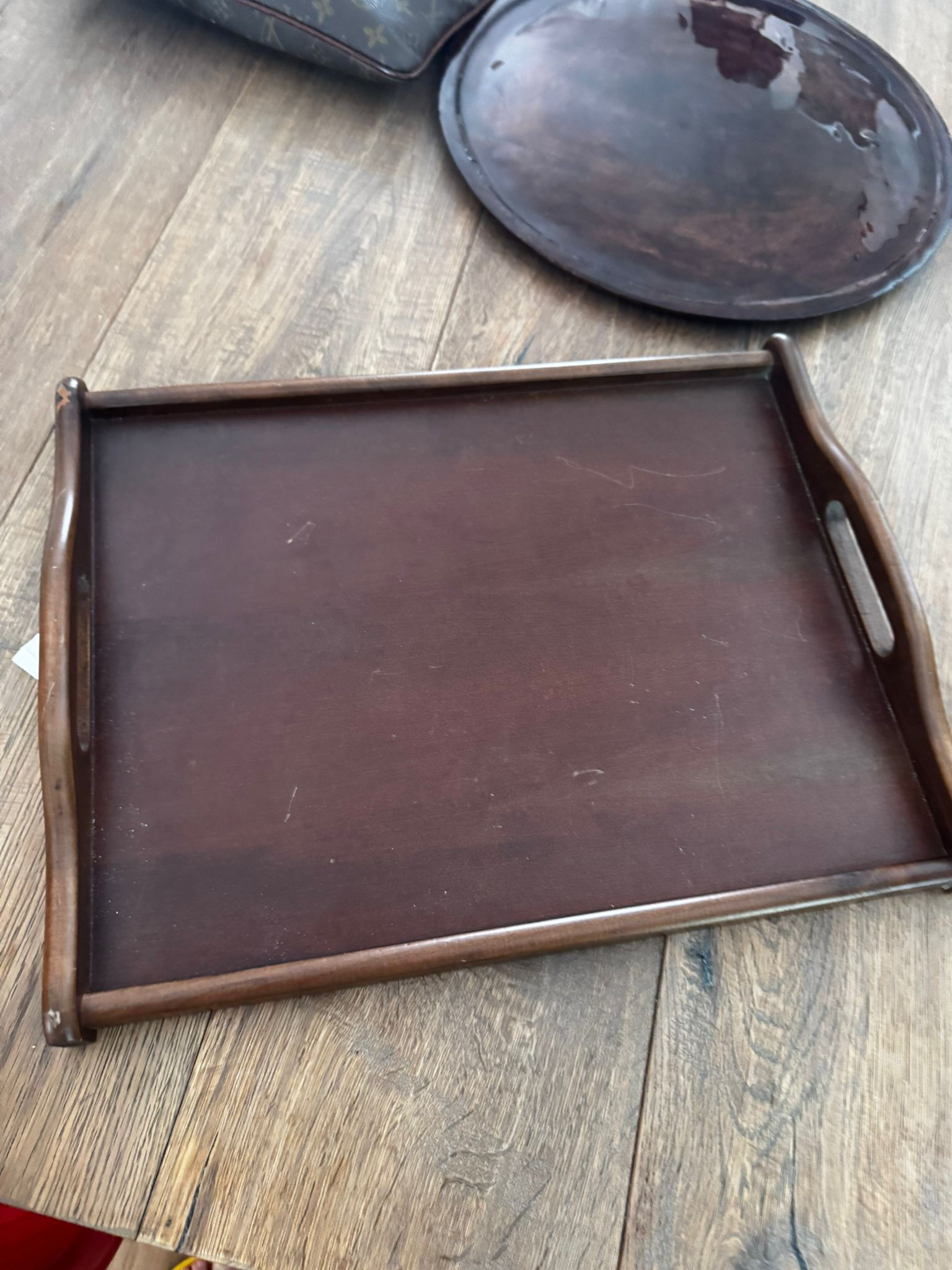 Vassoio Rettangolare in Legno Scuro