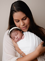NewbornLaura-20.jpg