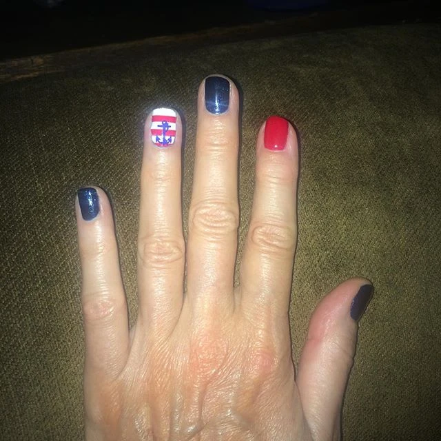 Mobile Nail Services And South Seas Spray Tan In The Comfort Shellac 4th Of July Nails