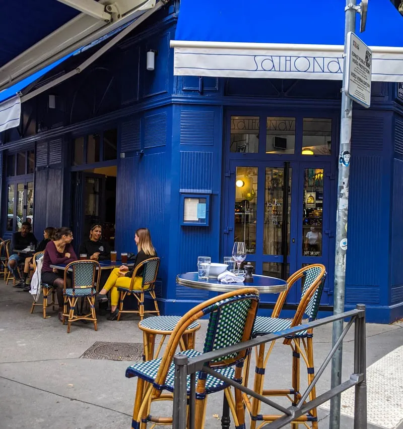 devanture du restaurant brasserie sathonay 