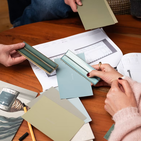 Choix des matières et des couleurs lors d'une réunion de chantier 