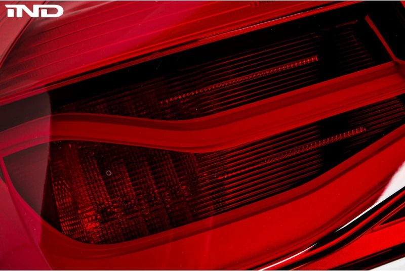 Küçük resim: F30 3-SERİSİ LCI LED STOP LAMBASI