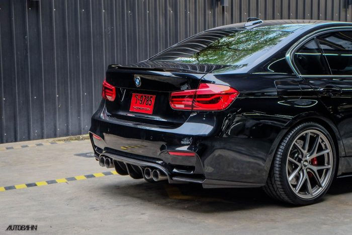 Küçük resim: BMW F30 M SPORT CARBON DİFİZÖR