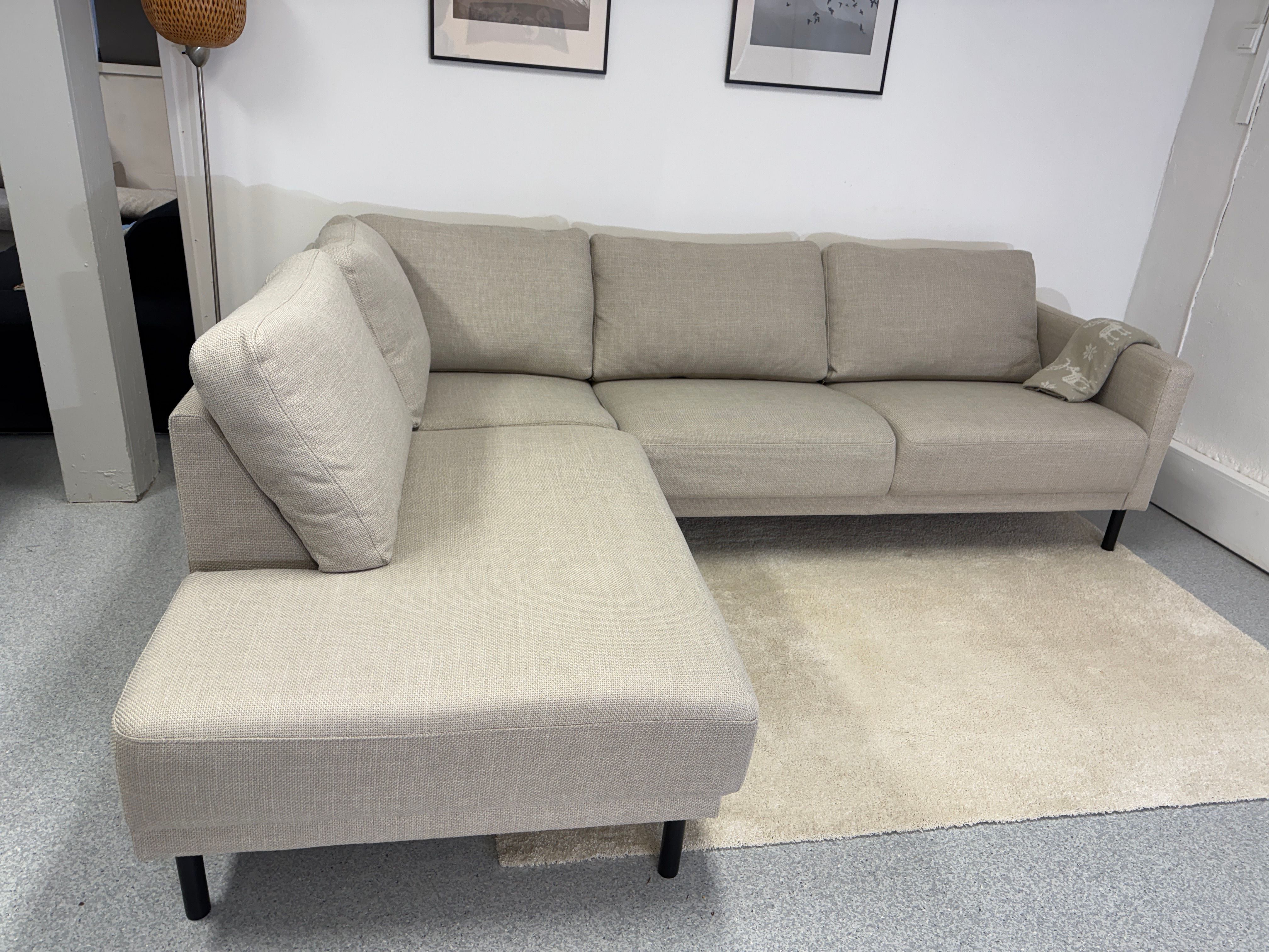 Beige Hjørnesofa – Renovert model