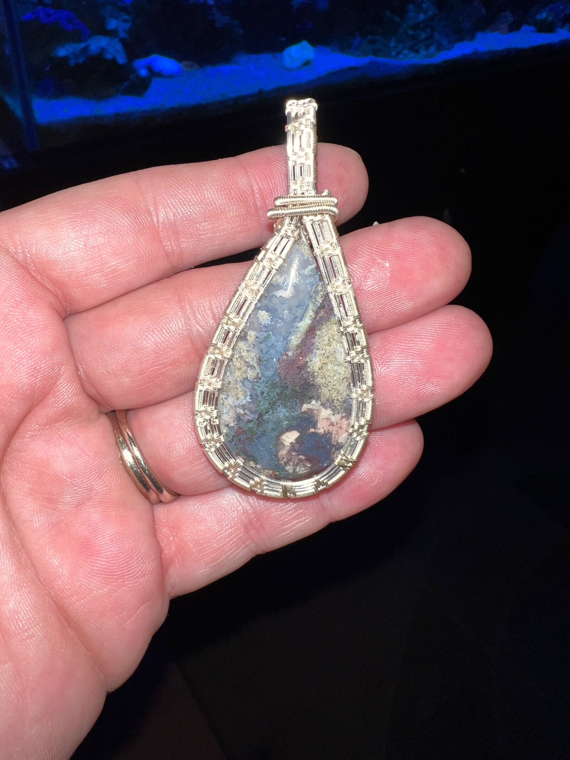 Moss agate pendant 