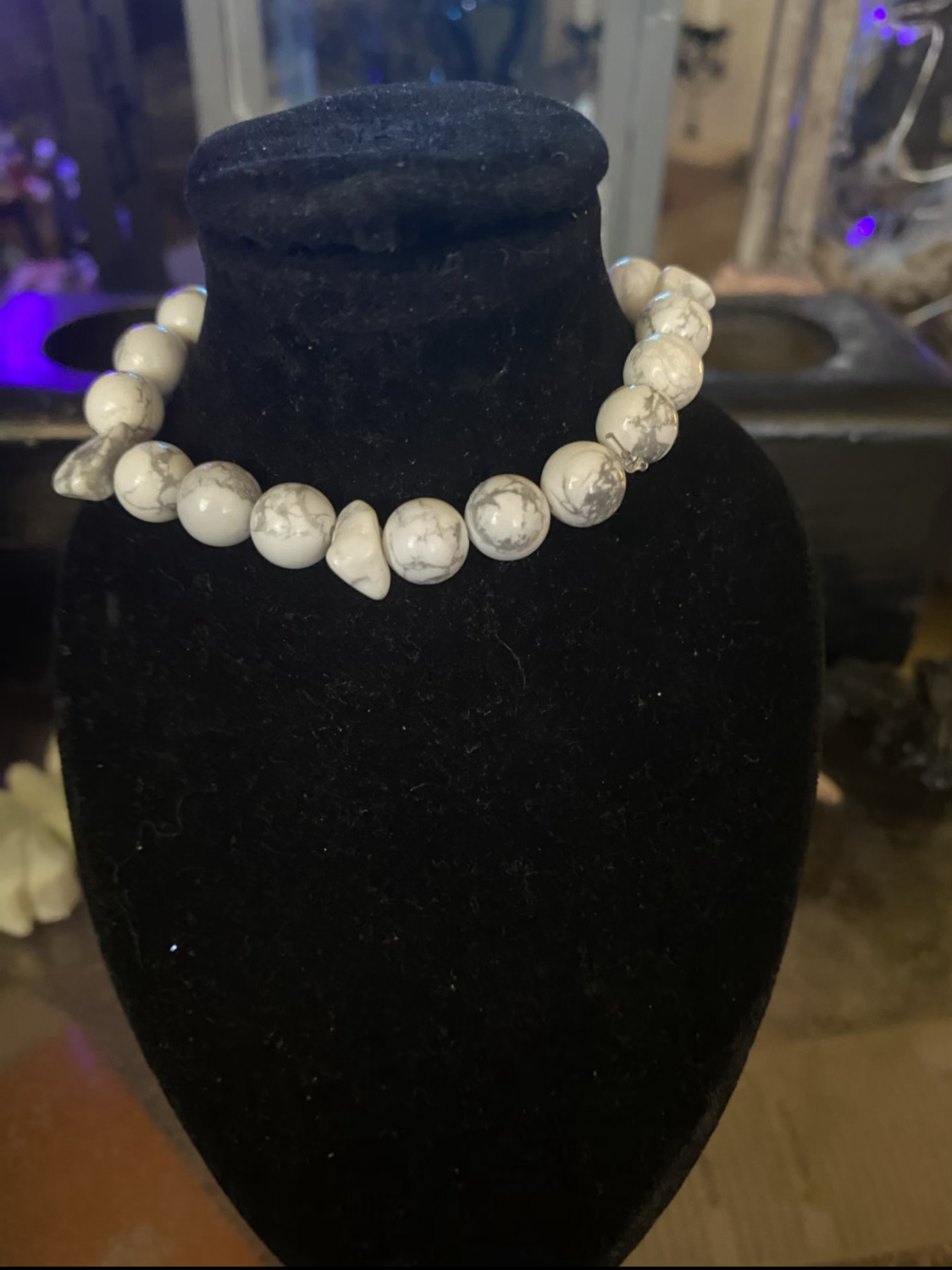 Howlite bracelet 