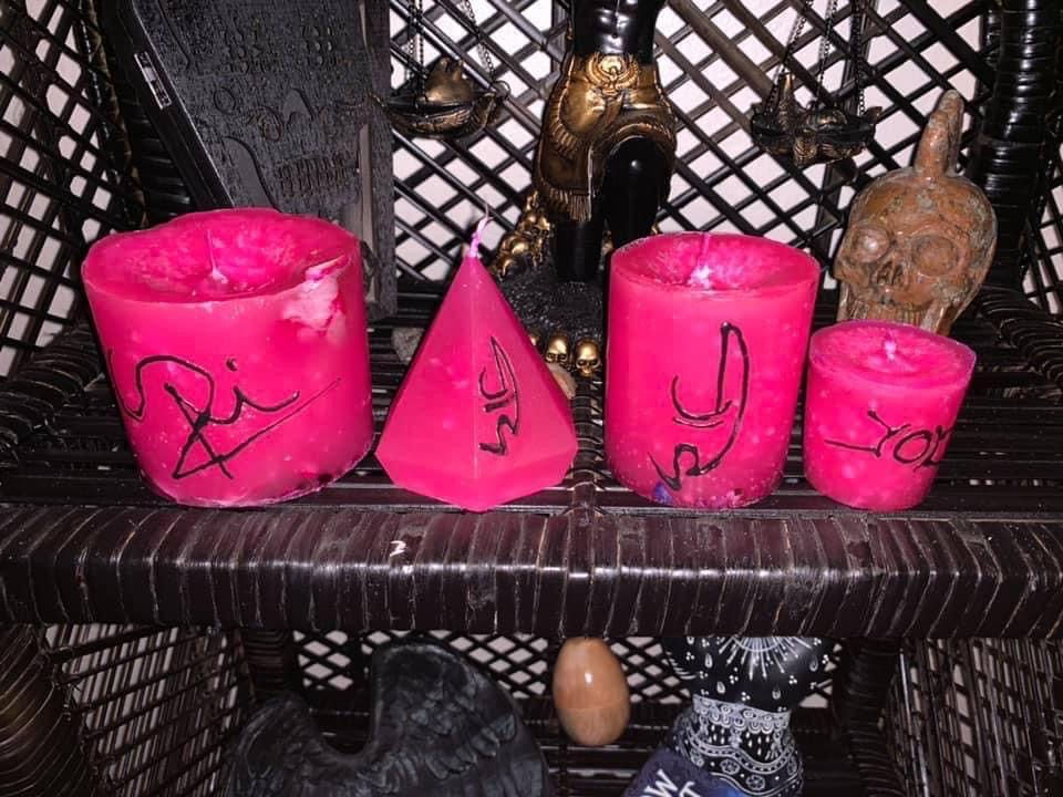 Thumbnail: Custom Spell Candles