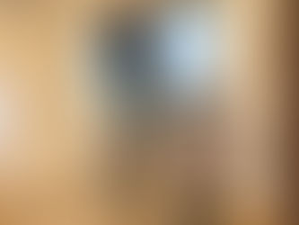 美容室hereでカーテンレールの取り付け・壁の修繕作業