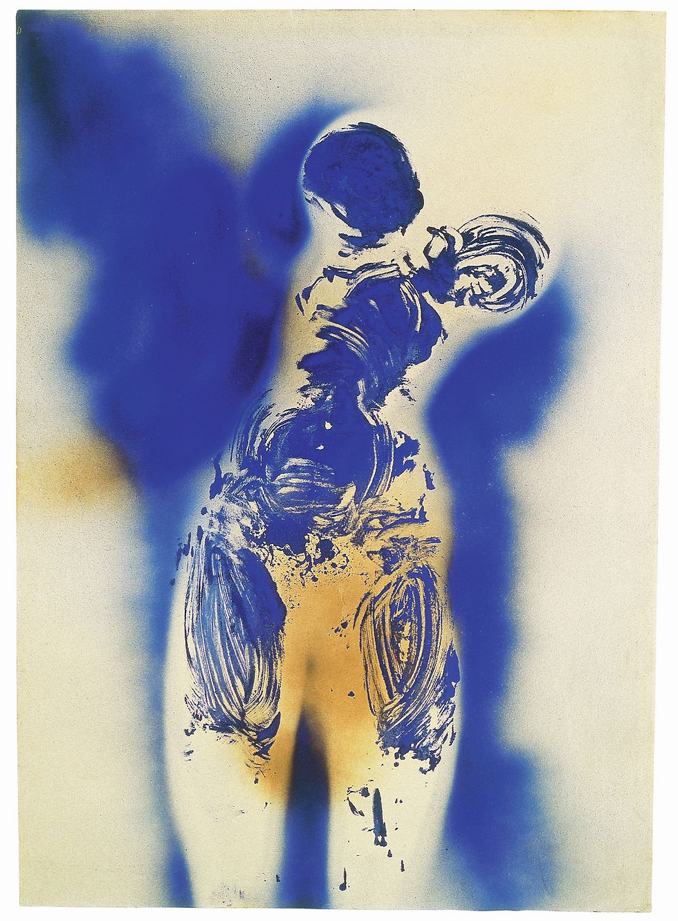 Yves Klein Anthropométrie sans titre, (ANT 7) 1960 ca Pigmento puro e resina sintetica su carta 102 × 73 cm Collezione privata © Succession Yves Klein / 2024, ProLitteris, Zürich