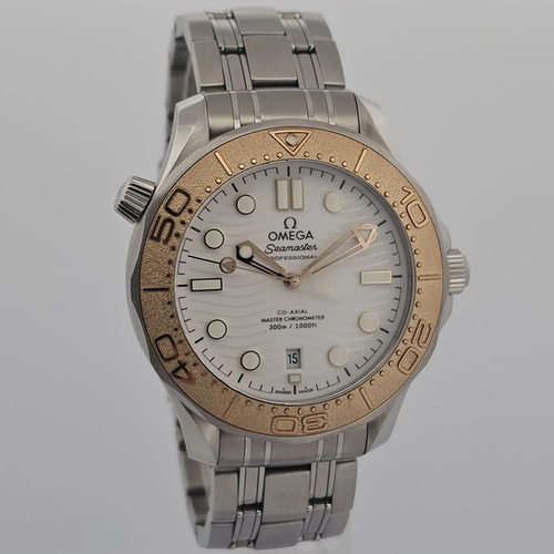 Omega Speedmaster MoonWatch Professional 310.20.42.50.02.001