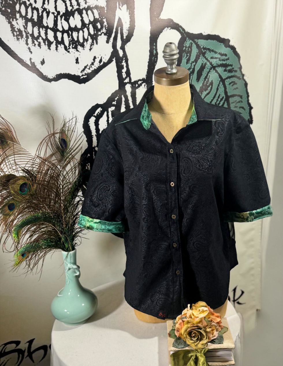 Thumbnail: Black Paisely - Lady's cut Custom SYI Shirt