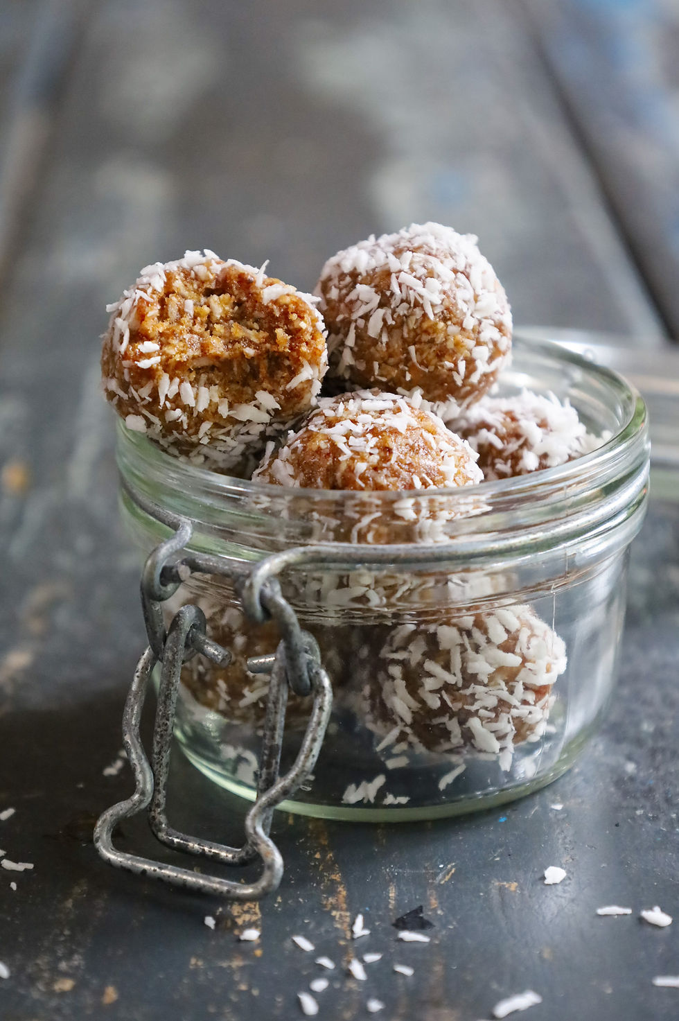 Healthy Coconut Bliss Balls