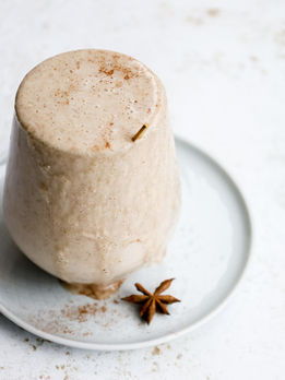 Healthy Gingerbread Smoothie