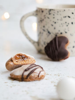 Filled Lebkuchen Hearts