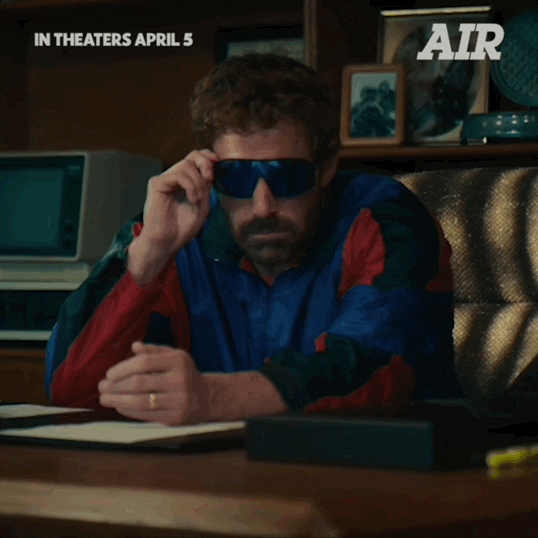 Loco x el cine inferior (4).gif