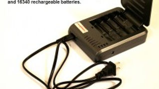4 Cell 18650 Charger
