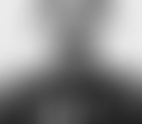 TOM HÜCK jolts verum...