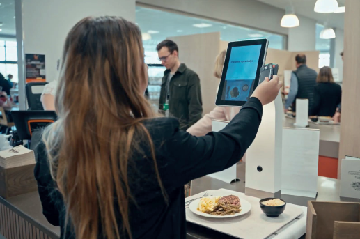 Digitaliser mieux pour servir plus intelligemment