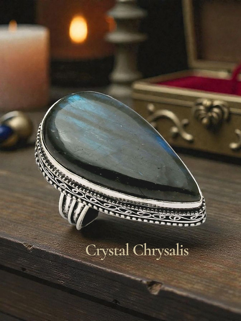 Thumbnail: Large Old World .925 Sterling Silver Natural  Flash Labradorite Ring