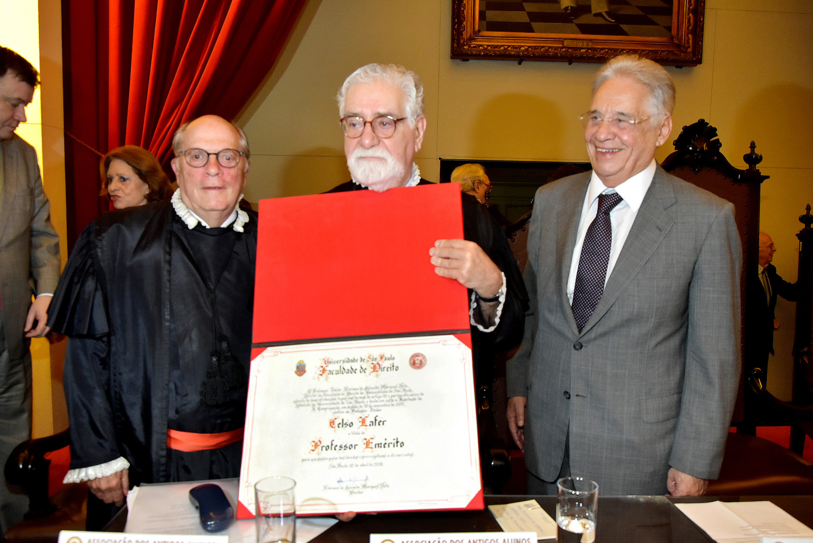 Celso Lafer - Professor Emérito Celso Lafer - Professor Emérito