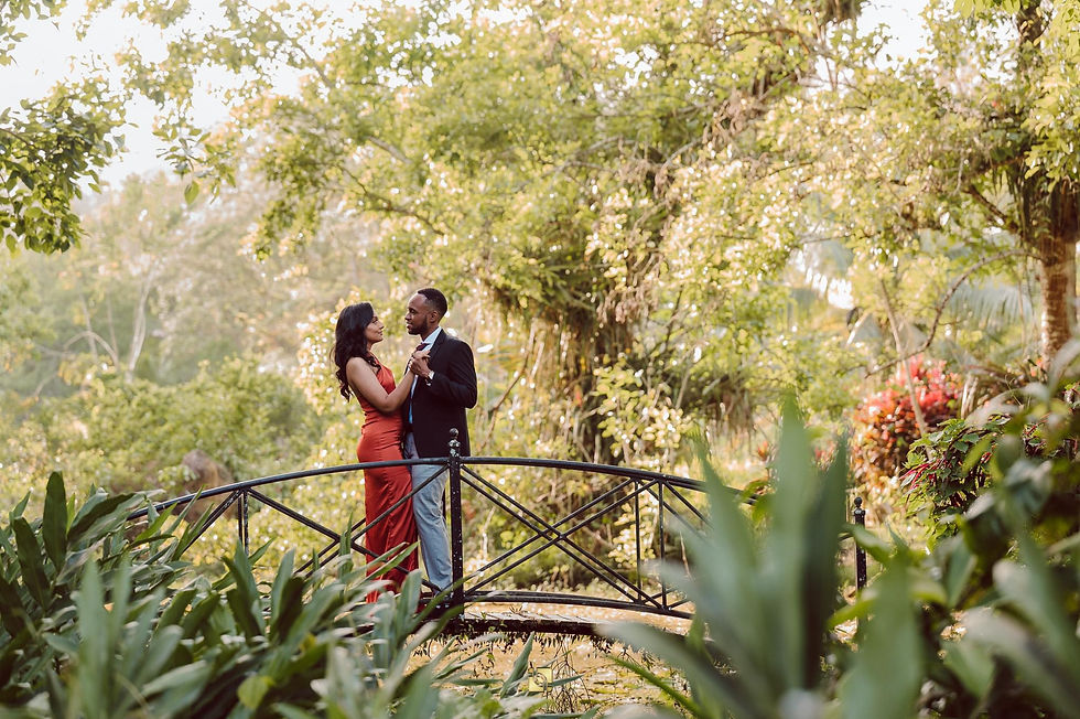 An engagement photoshoot in Trinidad. Photographer: Luvo Weddings