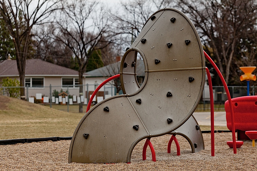 J & D Penner Playgrounds Winnipeg