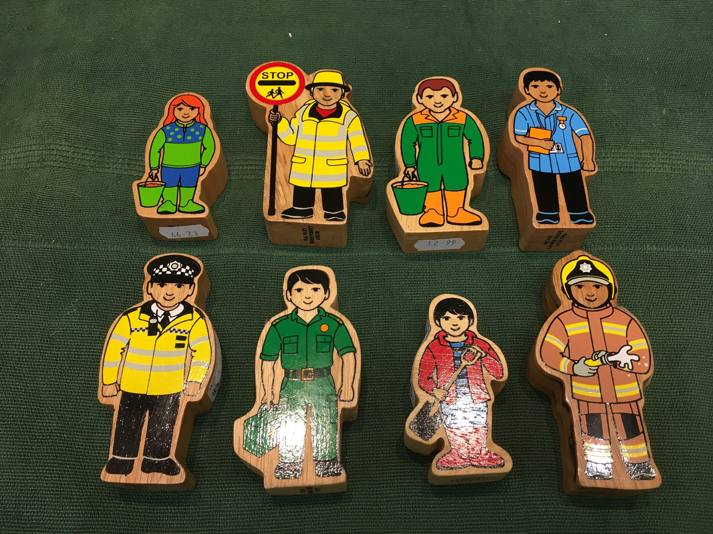 Lanka Kade wooden people