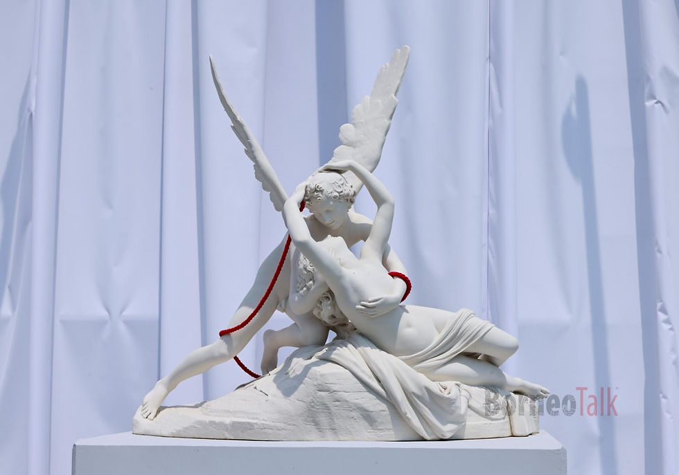 France Pavilion’s pulsating theatre of life