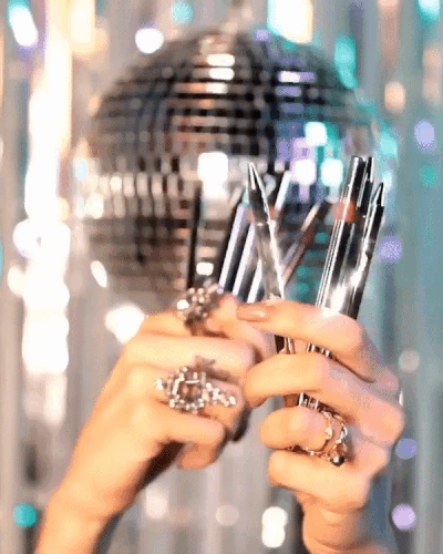 ezgif.com-gif-maker (15).gif