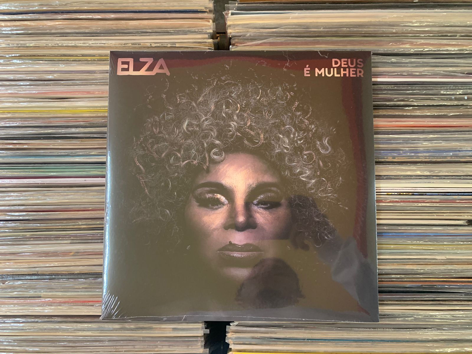 LP Elza Soares - Deus É Mulher - Lacrado