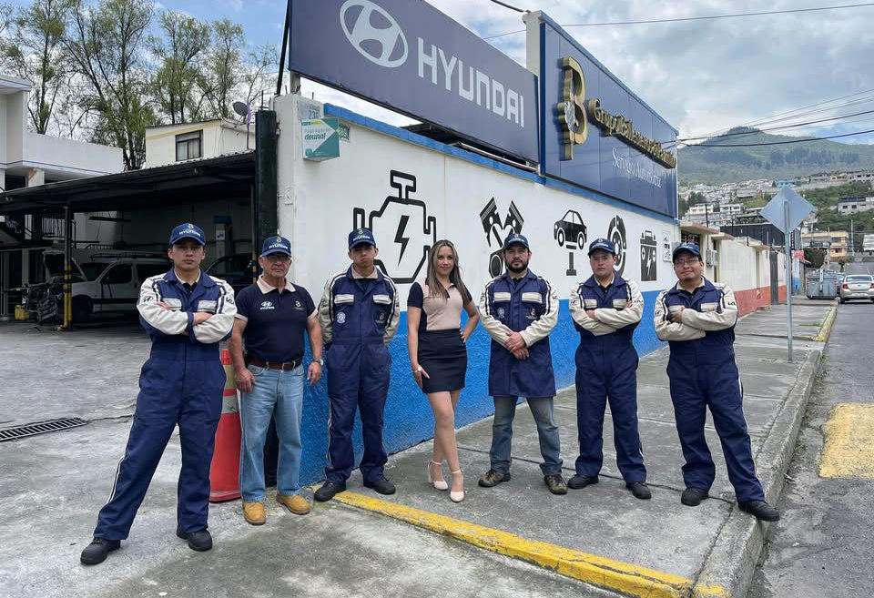 GRUPO B&P_edited.jpg