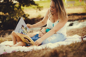 mother-and-daughter-2629795.jpg