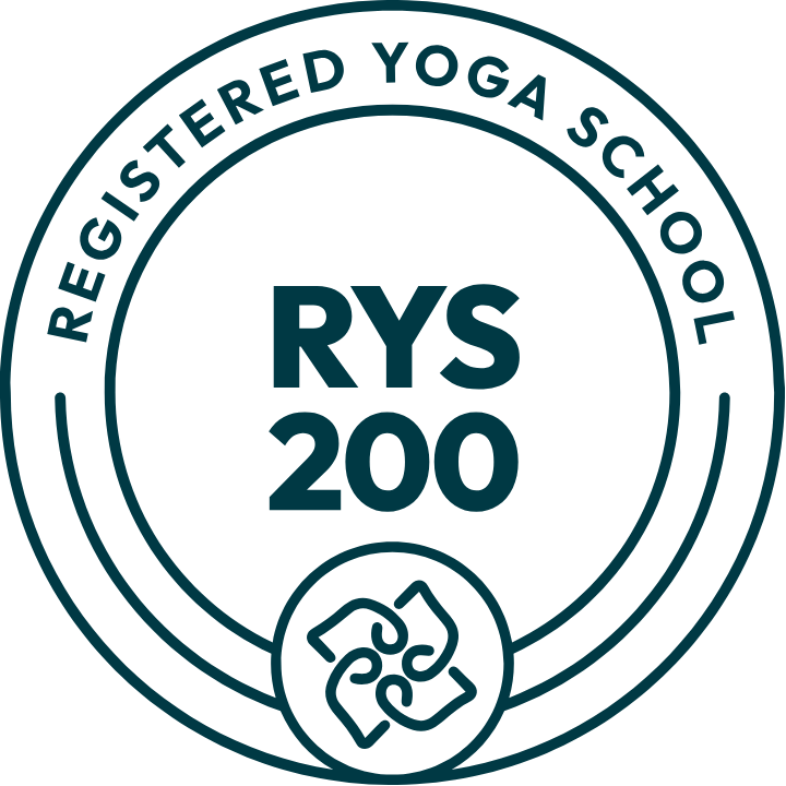 Wir sind als Ausbildungsinstitut von der int. Yoga Alliance zertifiziert (RYS 200)