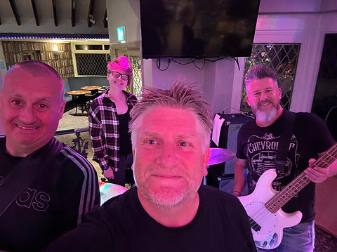 Evolution Band Minety Music Festival 2026