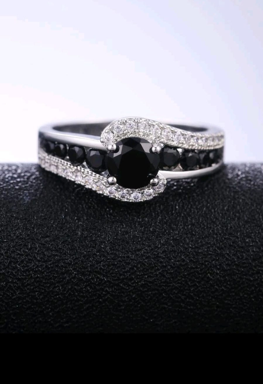 Thumbnail: Dazzling Crystal cube Black Zirconia Ring