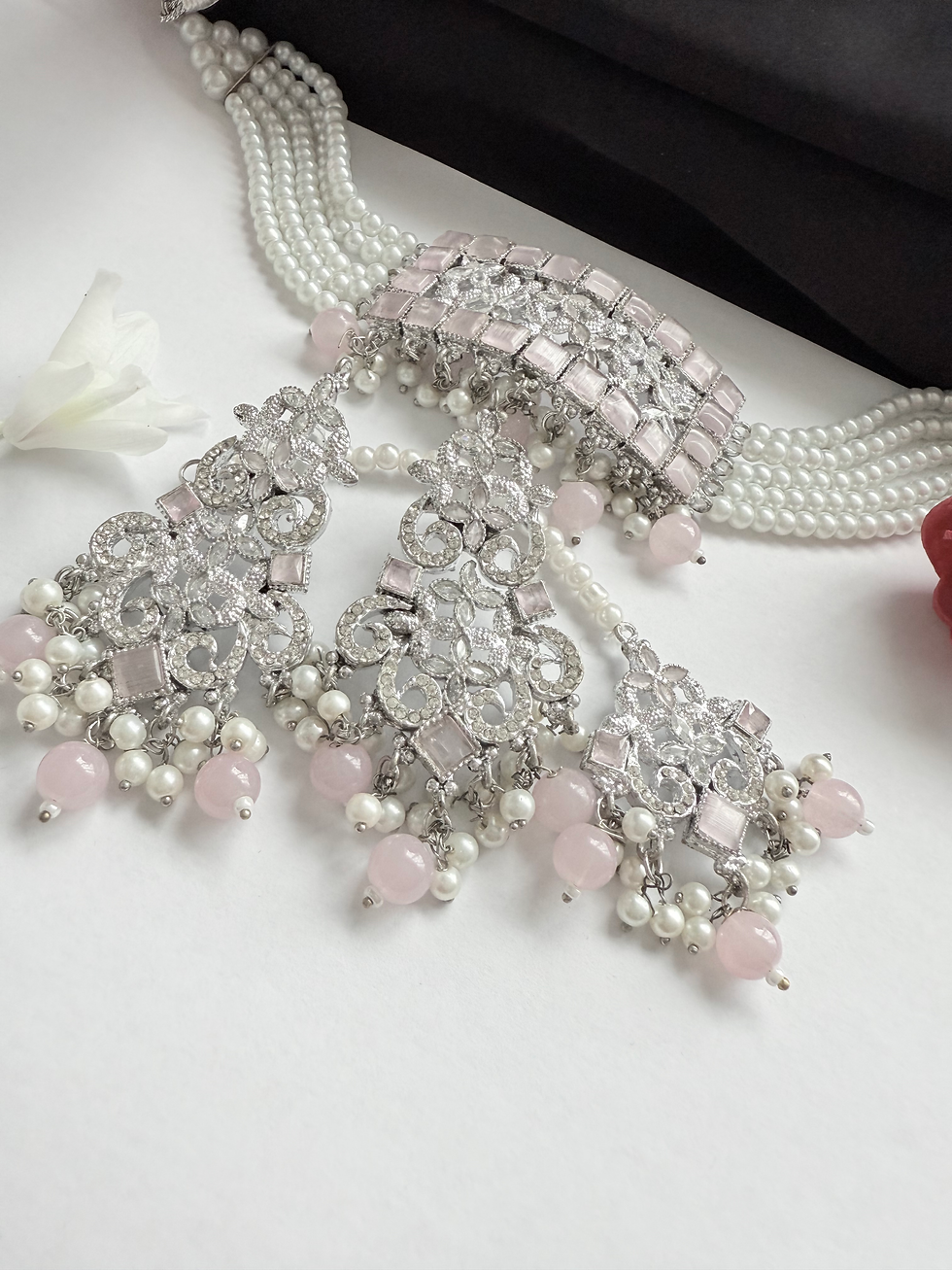 Thumbnail: Stunning Choker Set available in 2 variants champagne and pink
