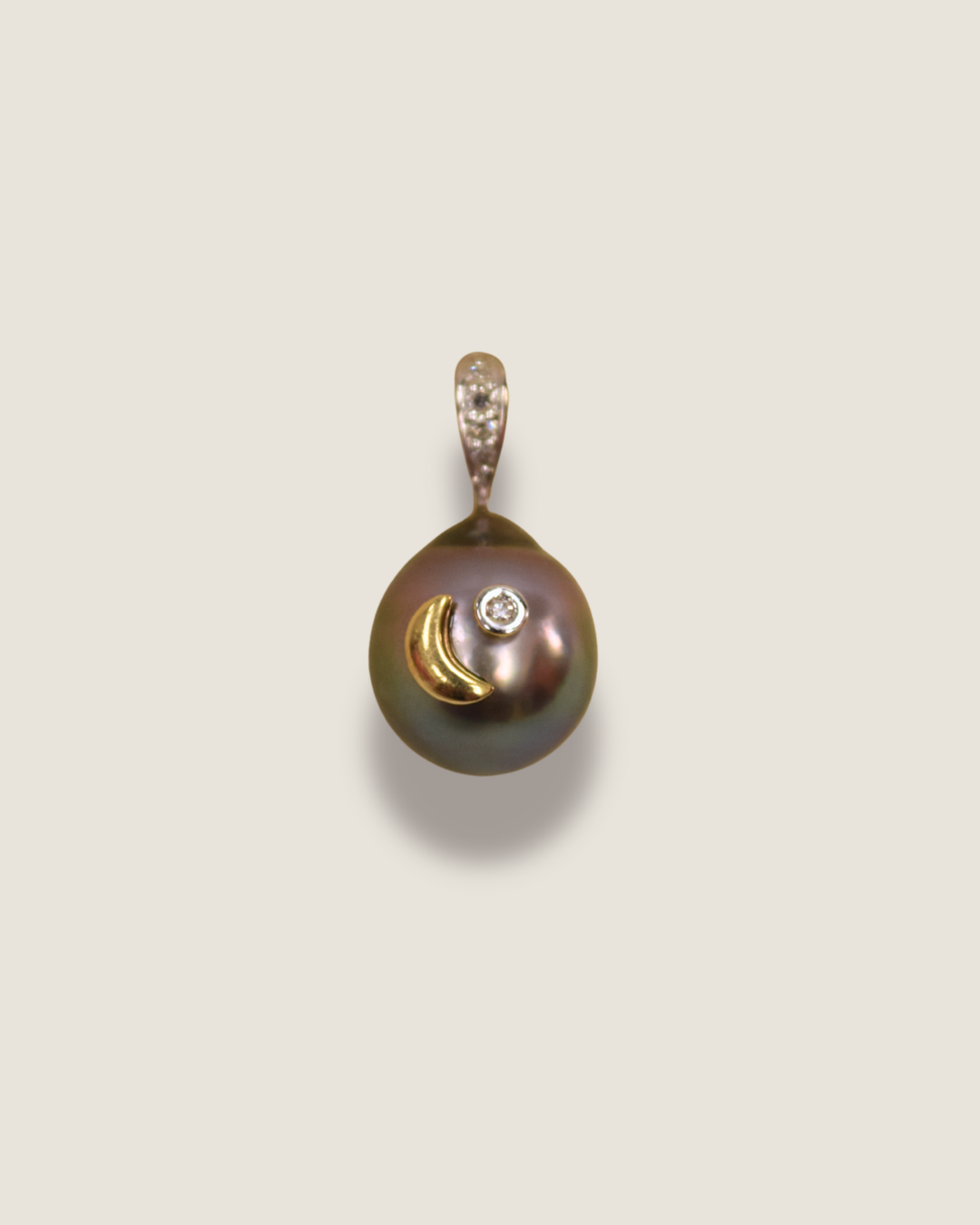 MAHINA +HŌKŪ PENDANT