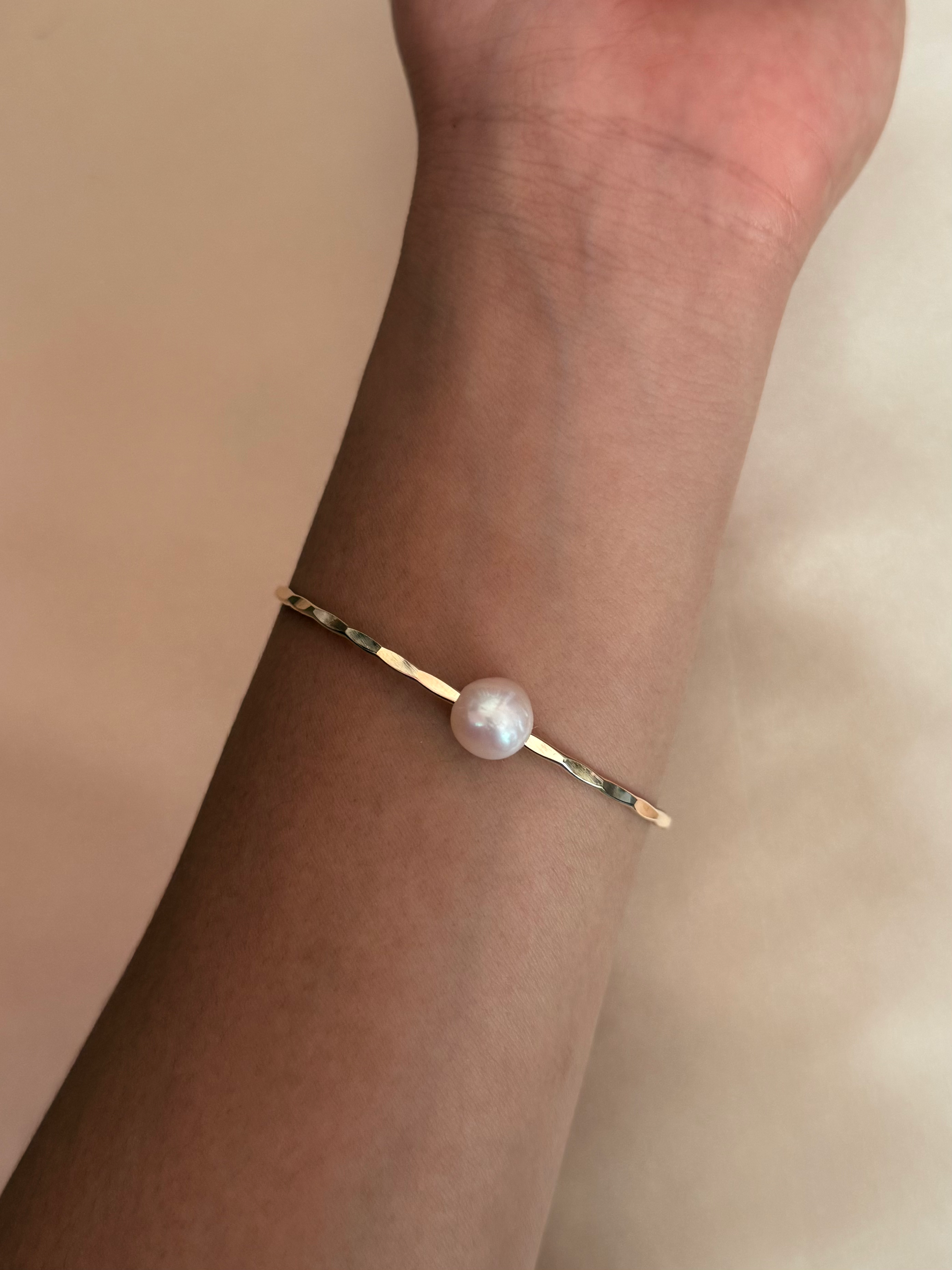 SIZE 7 PINK PEARL  BANGLE