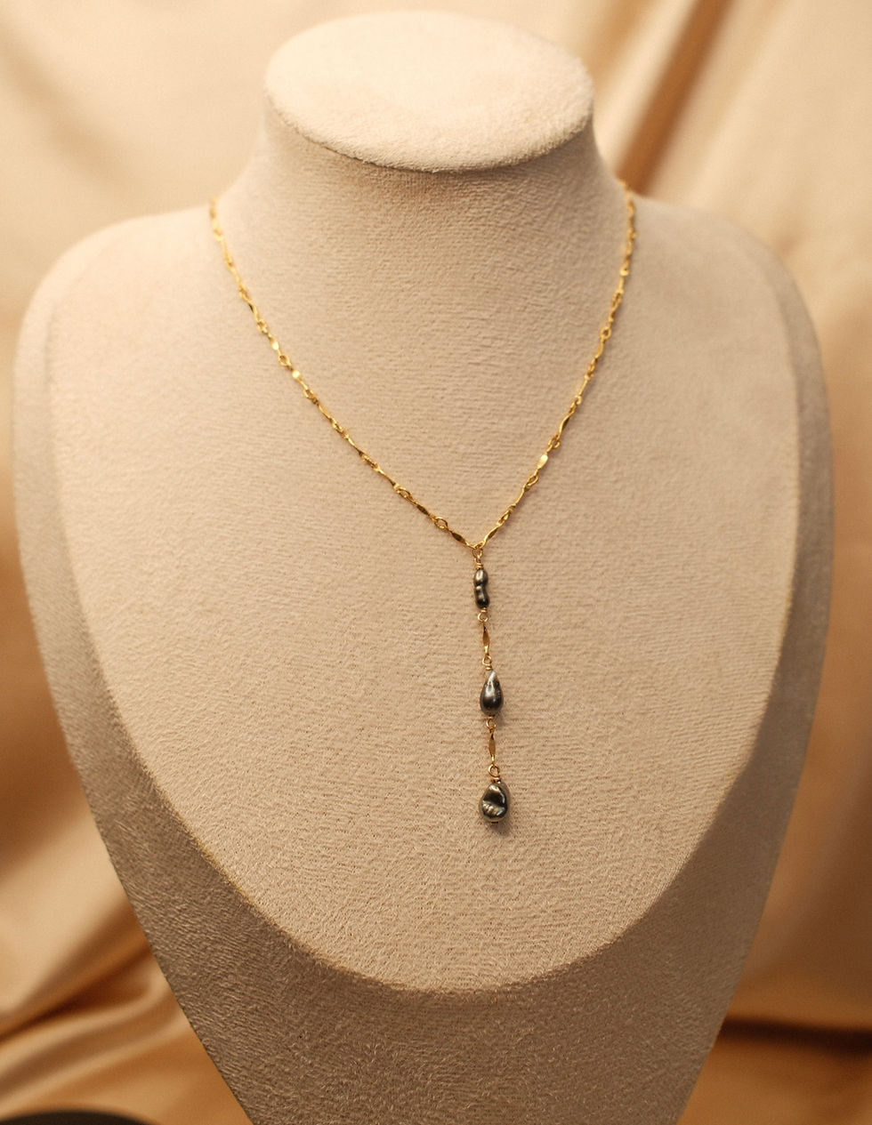 Thumbnail: LUXE KESHI LARIAT