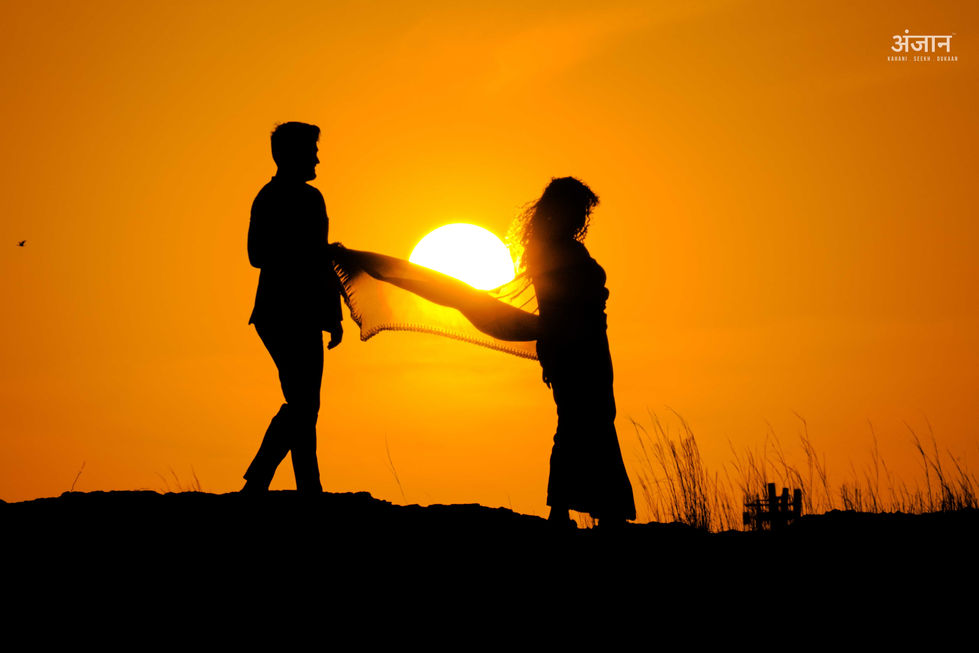 Couple silhouette during sunset at Ghoda Ghati near Jodhpur