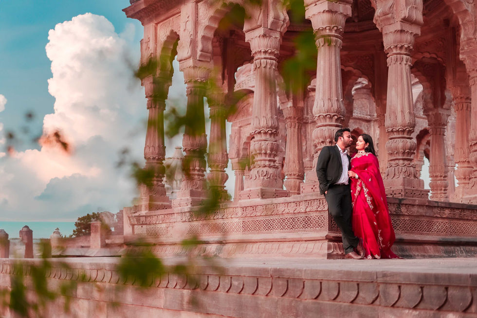 Couple portrait among Panchkunda Chhatris Jodhpur