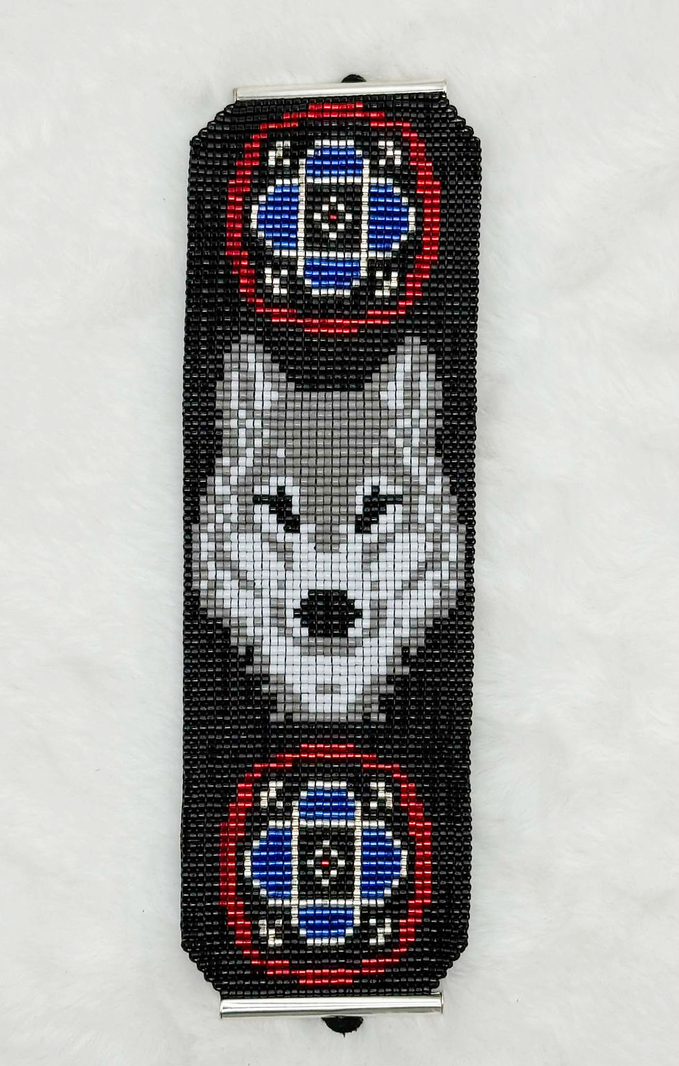 Thumbnail: M-0036 - Wolf with Mohegan Emblems - Luster Black